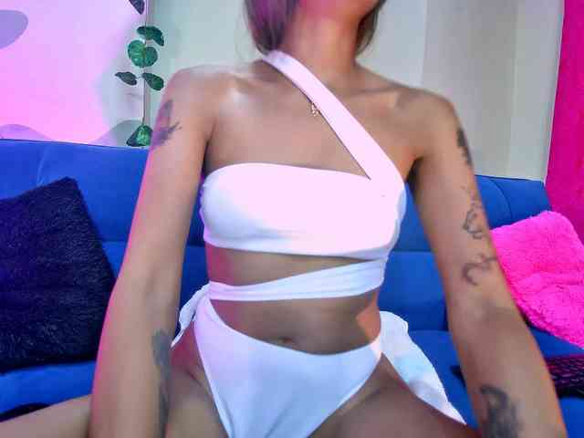 Luciana-Davisx webcam