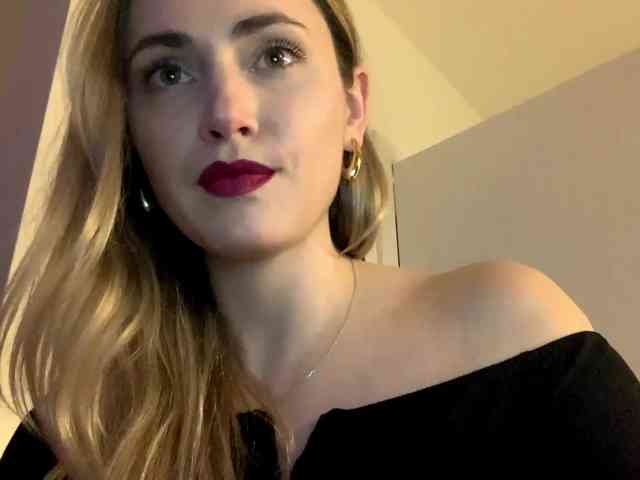 AmelieSweet AmelieSweet