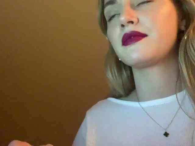 AmelieSweet AmelieSweet