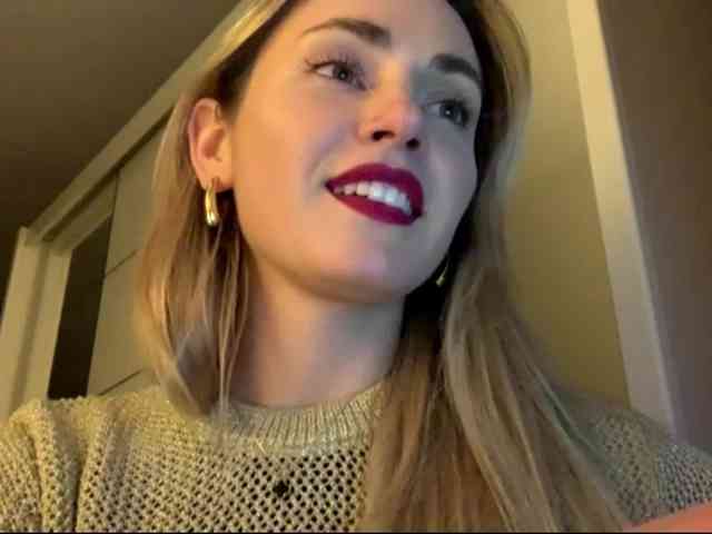 AmelieSweet webcam