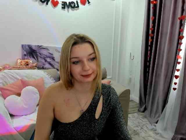 RoseOfLove webcam