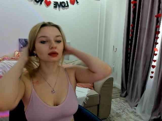 RoseOfLove webcam