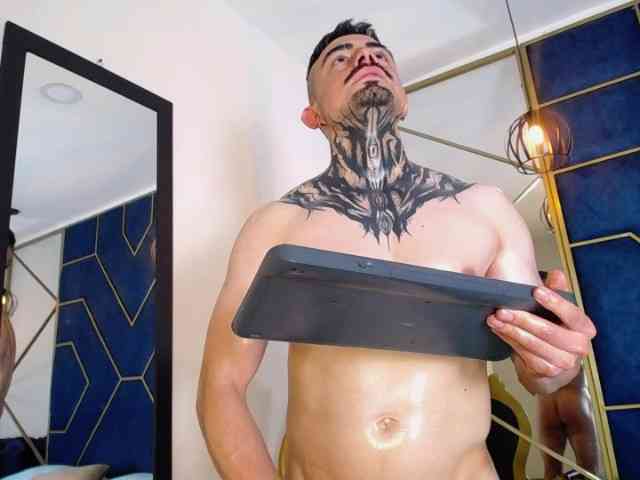 Dallas-Whitee Dallas-Whitee