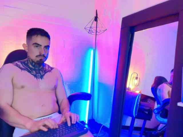 Dallas-Whitee Dallas-Whitee