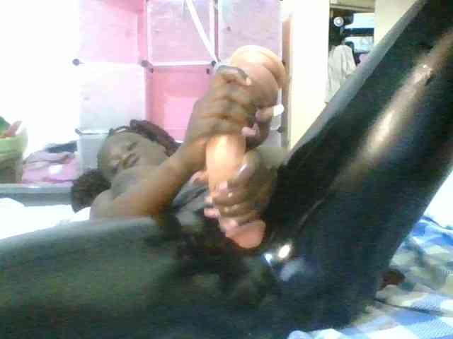 EbonyChocolateAss webcam