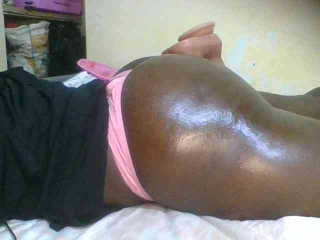 EbonyChocolateAss webcam