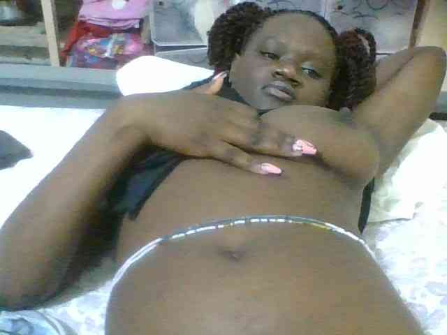 EbonyChocolateAss webcam