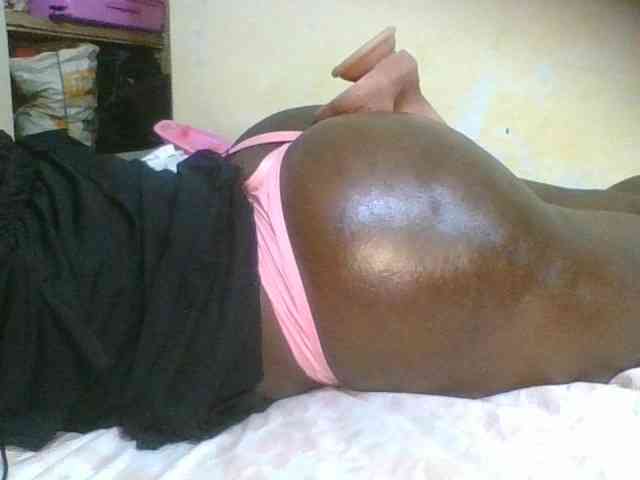 EbonyChocolateAss webcam