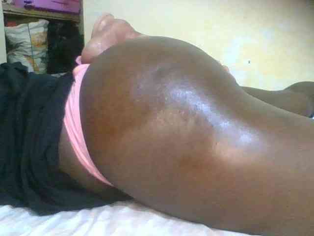 EbonyChocolateAss webcam