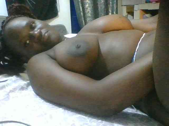 EbonyChocolateAss webcam