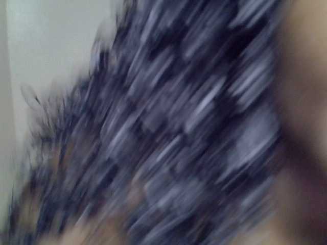 Sexyschatz's BongaCams show and profile