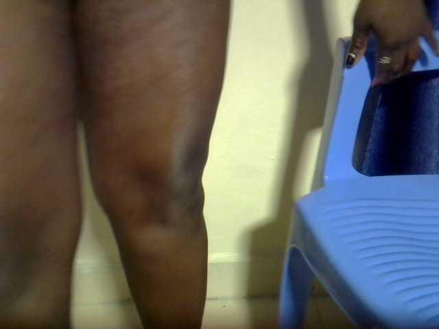 Sexyschatz's BongaCams show and profile