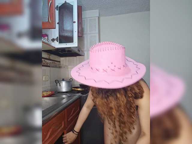 LuanaPowerful's BongaCams show and profile