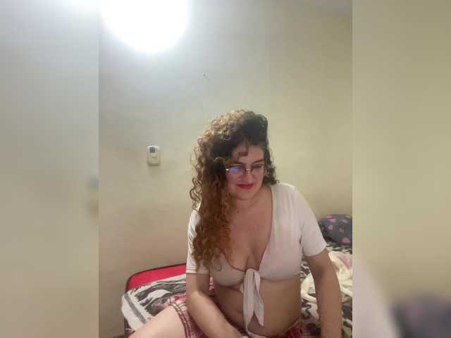 LuanaPowerful's BongaCams show and profile