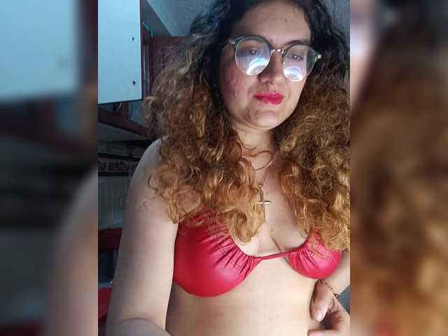 LuanaPowerful's BongaCams show and profile