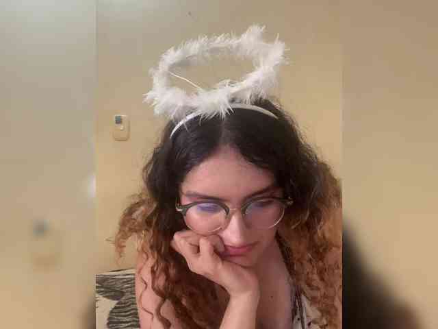 LuanaPowerful Live Webcam on BongaCams