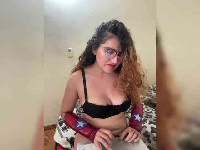 LuanaPowerful webcam