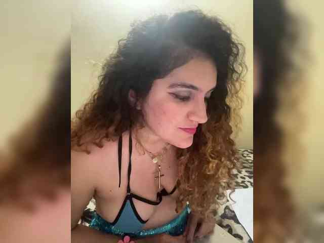 LuanaPowerful webcam