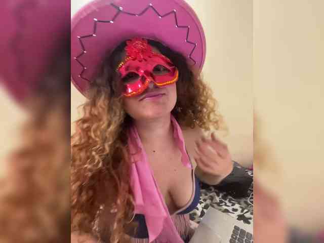 LuanaPowerful webcam