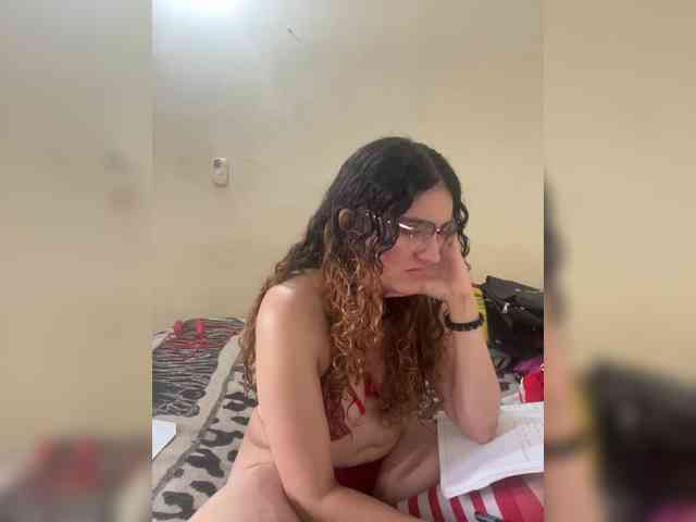 LuanaPowerful webcam