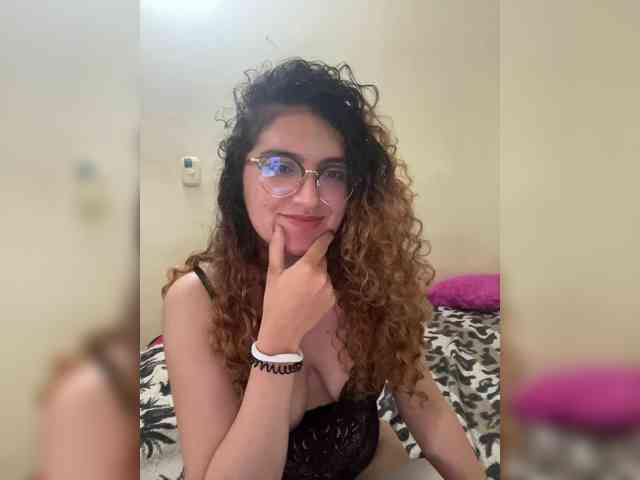 LuanaPowerful webcam