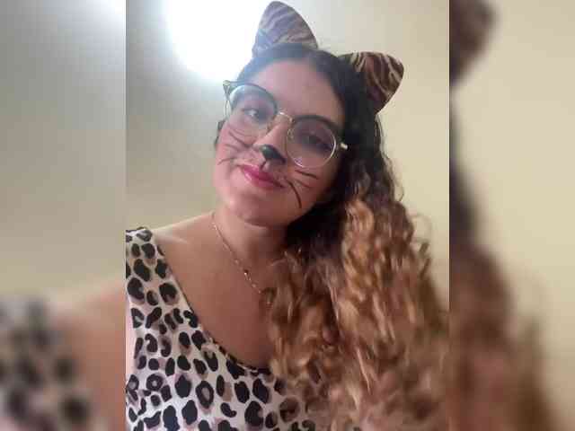 LuanaPowerful webcam