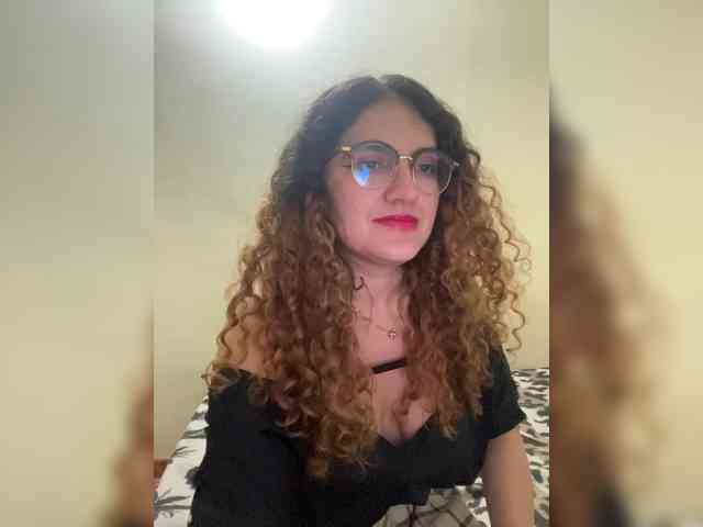 LuanaPowerful webcam