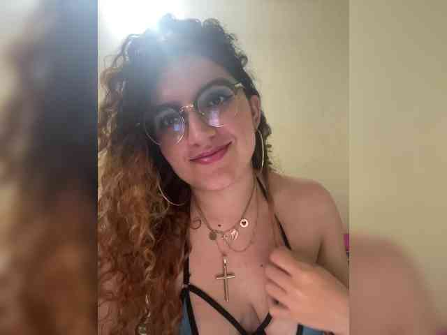 LuanaPowerful webcam