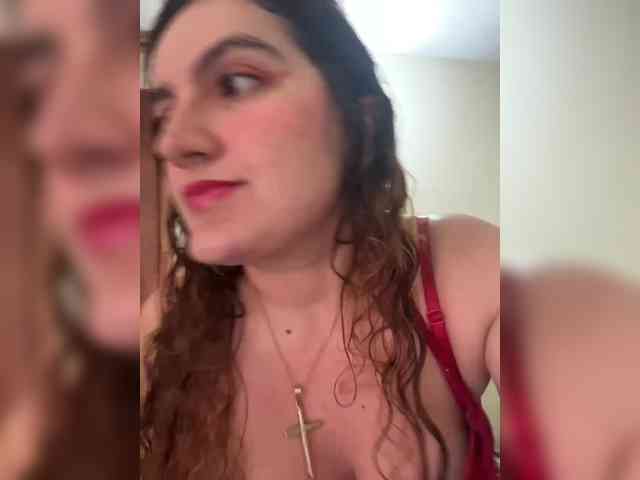 LuanaPowerful webcam