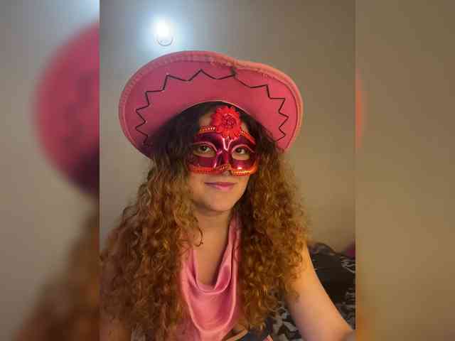 LuanaPowerful webcam