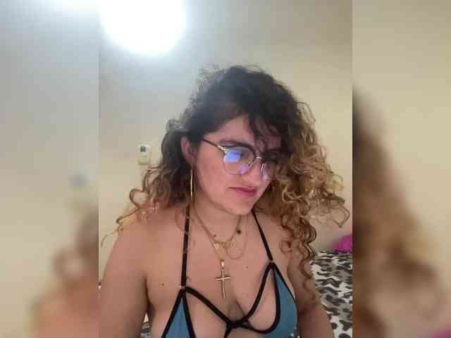 LuanaPowerful webcam