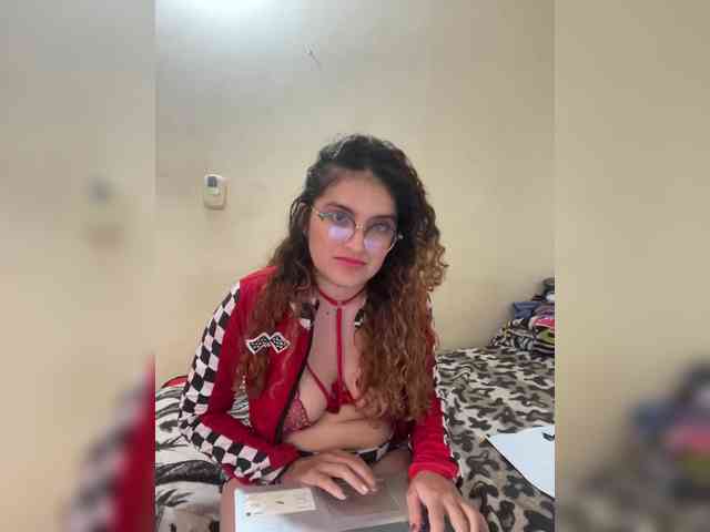 LuanaPowerful webcam