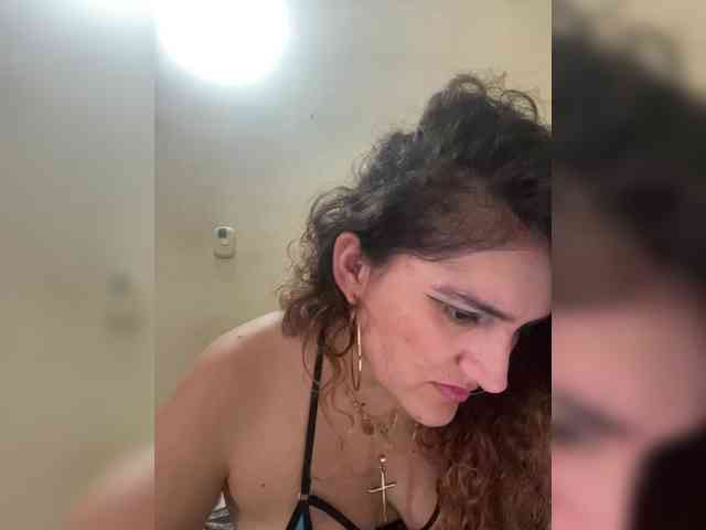 LuanaPowerful webcam