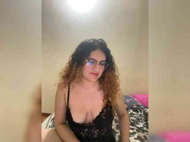 LuanaPowerful webcam