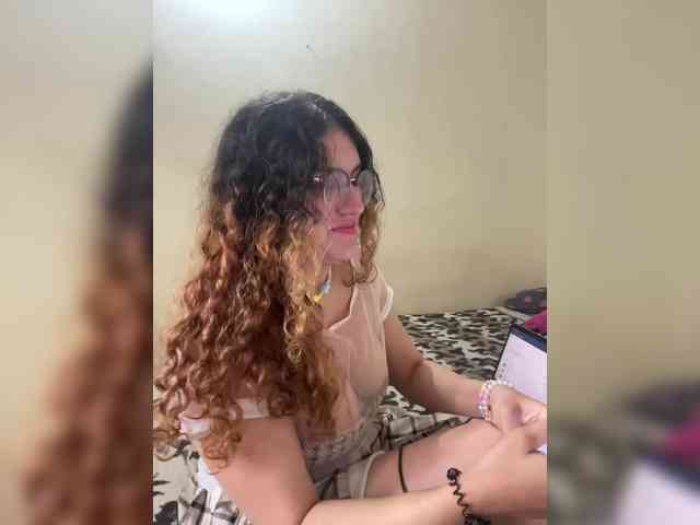 LuanaPowerful webcam