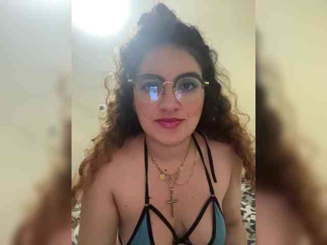 LuanaPowerful LuanaPowerful