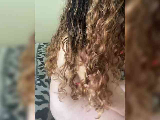 LuanaPowerful webcam