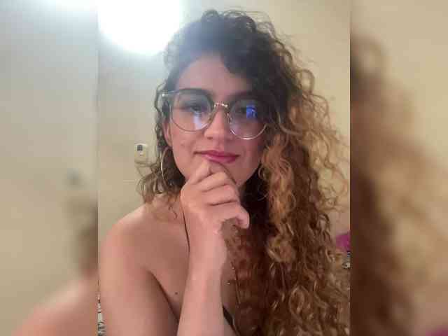 LuanaPowerful webcam