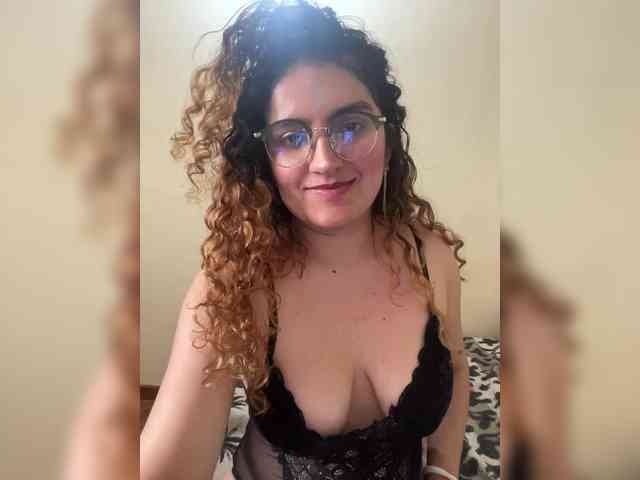 LuanaPowerful webcam