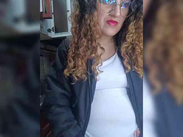 LuanaPowerful webcam