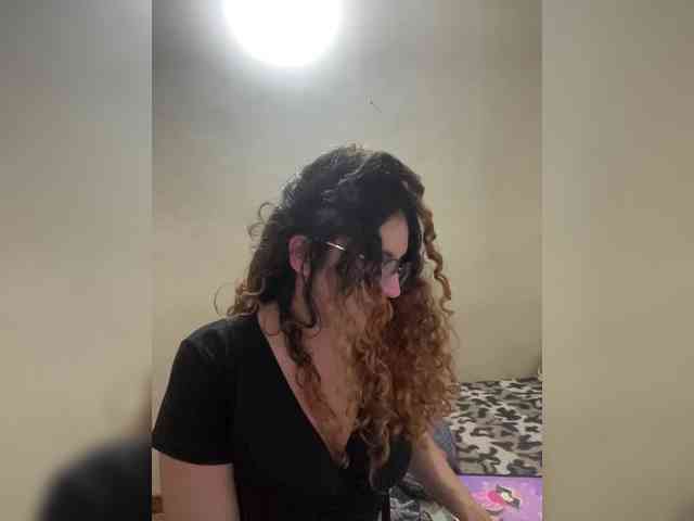 LuanaPowerful webcam