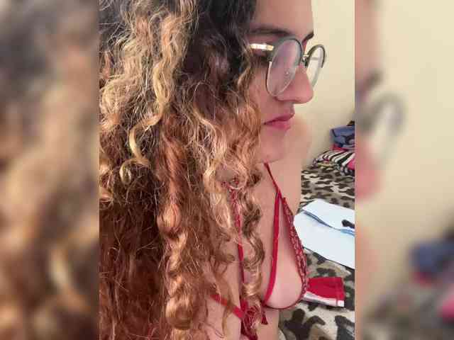 LuanaPowerful webcam