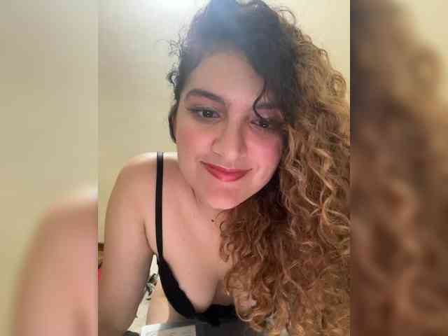 LuanaPowerful webcam