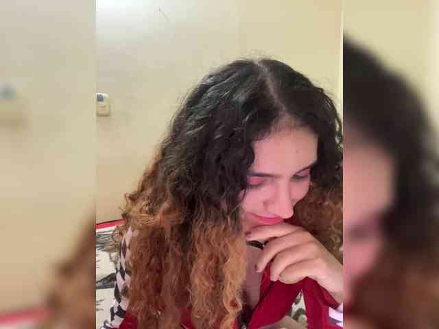 LuanaPowerful webcam