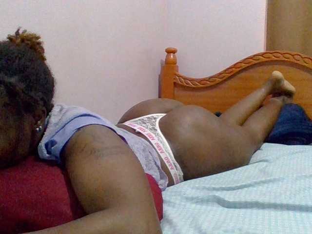 cutelizah's BongaCams show and profile