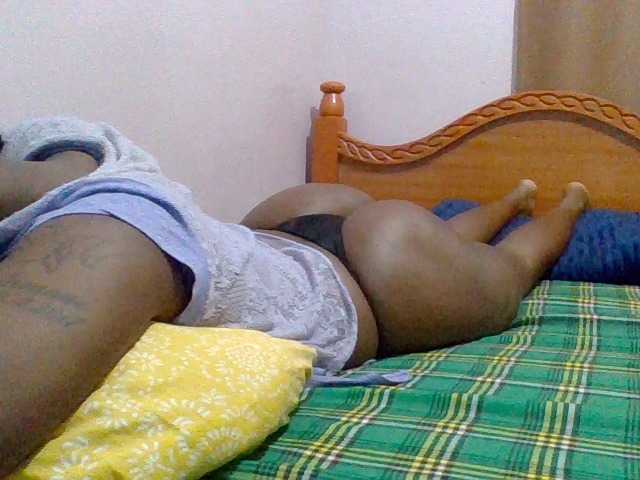 cutelizah's BongaCams show and profile