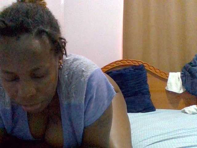 cutelizah's BongaCams show and profile