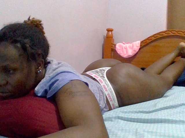 cutelizah's BongaCams show and profile