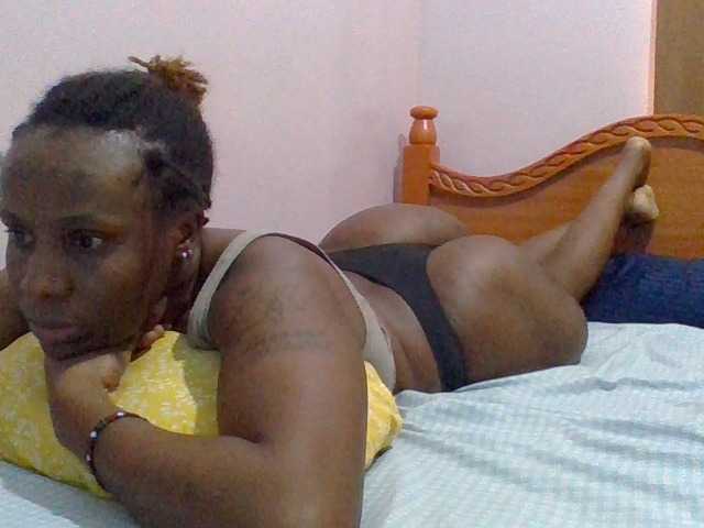 cutelizah's BongaCams show and profile