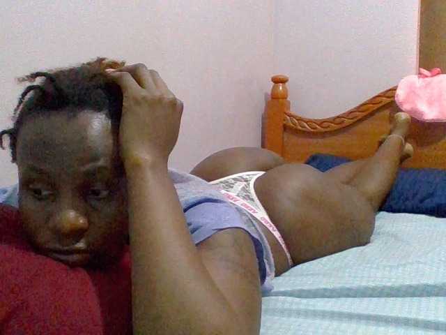 cutelizah's BongaCams show and profile